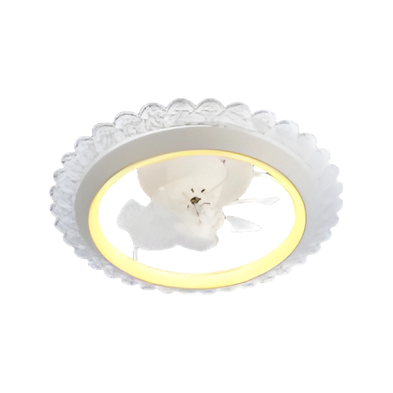 Oscillating Bedroom Ceiling Fan na may Liwanag